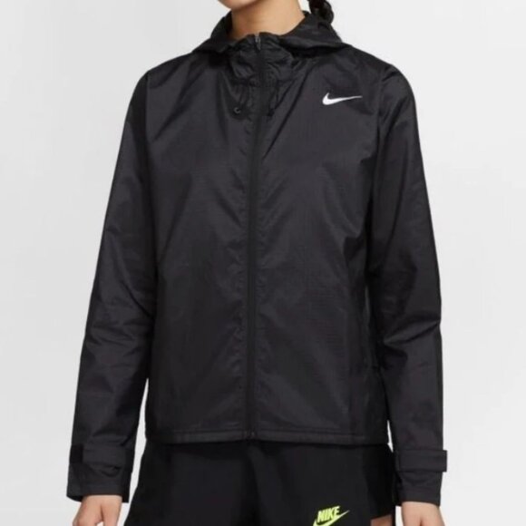 Nike Womens Black Essential Jacket - Picture 2 of 11